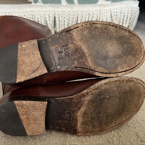 👢Frye Melissa Button Back Zip Boots, size 7 ✨ - Picture 4 of 5